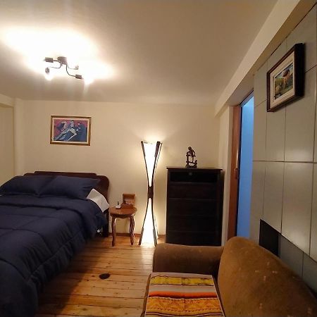 Hotel Hostal La Casa Tolena Quito - Ecuador Esterno foto