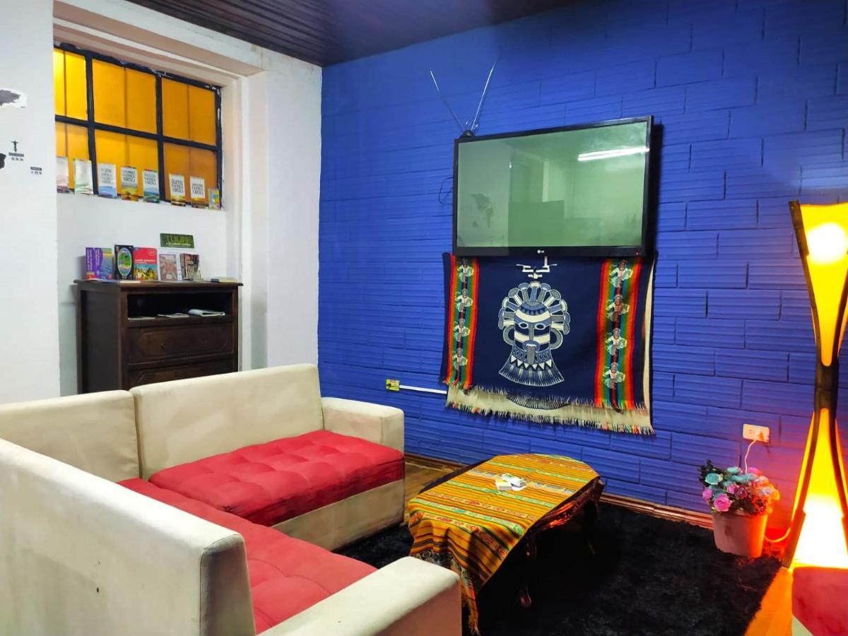 Hotel Hostal La Casa Tolena Quito - Ecuador Esterno foto