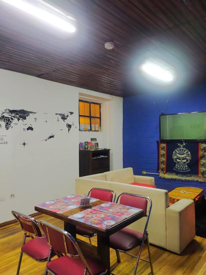 Hotel Hostal La Casa Tolena Quito - Ecuador Esterno foto