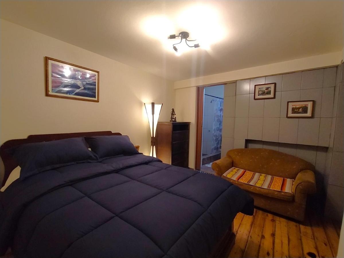 Hotel Hostal La Casa Tolena Quito - Ecuador Esterno foto